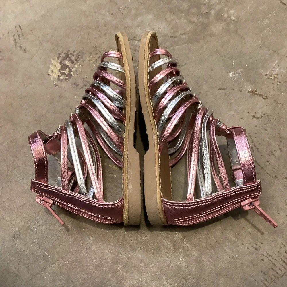 Okie Dokie Toddler Girls Rose & Silver Metallic Strappy Sandals, Size‎ 6